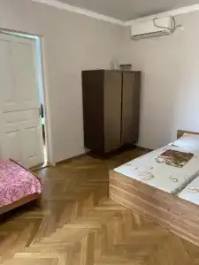 У Альвины - 18