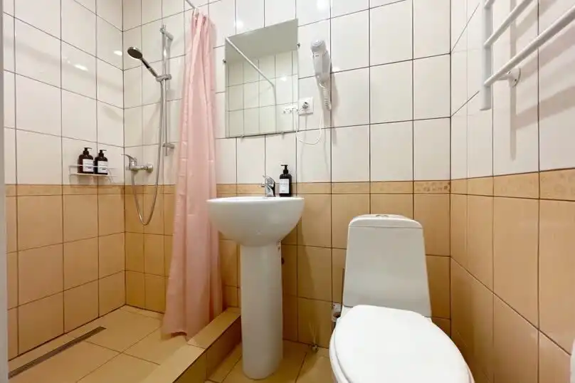 на Восстания 28 - 25