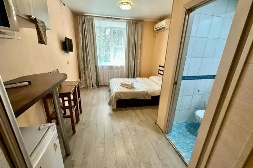 на Тургенева, 80А  - 15