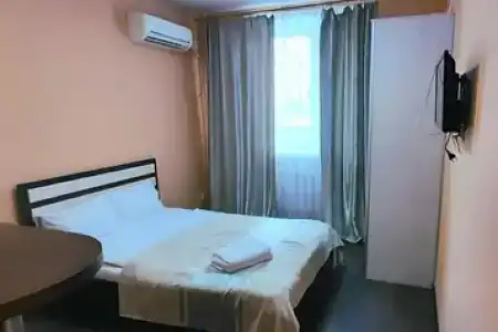 на Тургенева, 80А  - 19