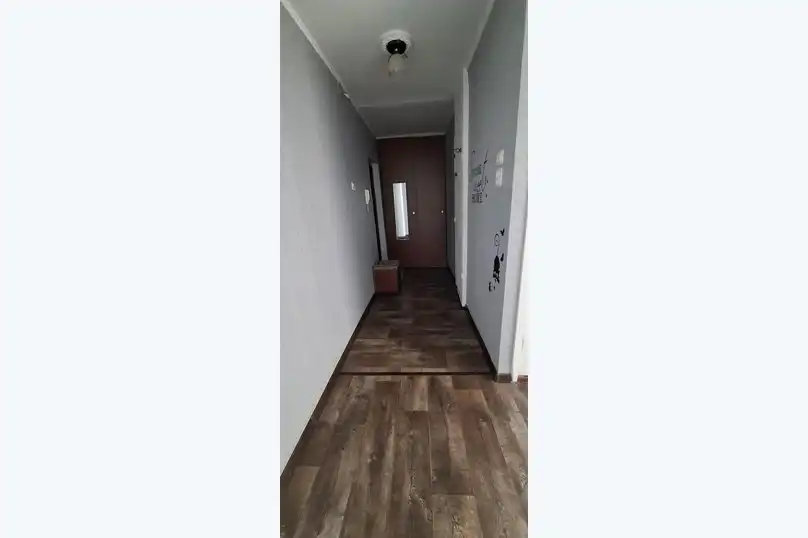 На набережной - 0