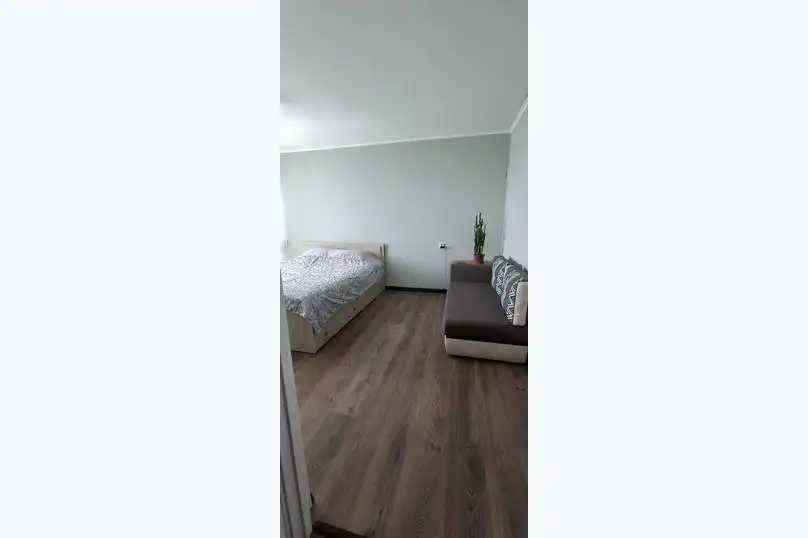 На набережной - 3