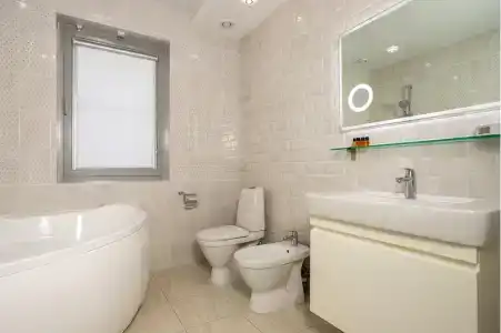 Просторный дом с бассейном - 24