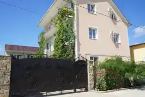 Гостевой дом «Vitalyana», Судак