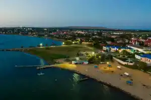 На заливе, Сенной