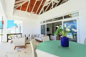 Ocean Front Villa Deluxe 3 Bedroom, Сосуа