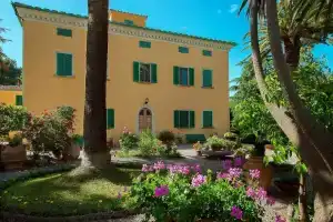 Villa Bengodi, Фонтебланда