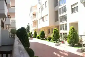 Helpet Residence, Влера