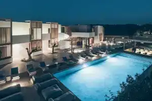 Zante Maris, Циливи-Планос