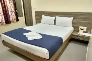 Oyo 9957 Hotel Terminus Square, Мумбаи