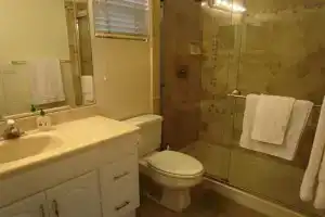 3 Bedroom Duplex with Ocean View, Ньюпорт-Бич