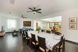 Exclusive Punta Cana Resort and Club Villa - With Pool Games Chef Maid, Пунта-Кана