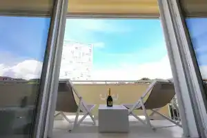 Lovely Getaway Split City Center, Сплит