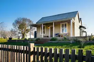 Table Hill Cottage, Дейлсфорд