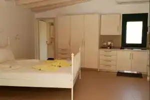 Studio Veroniki, Матала