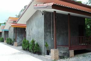 Bann Chansabai Resort, Чантхабури