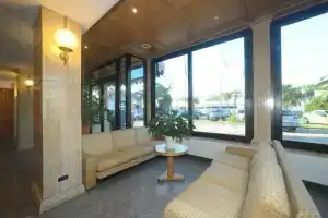 Hotel L'Aquila - 4 stelle, Помеция
