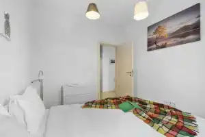 Blue Apartment near Shopping City Brasov, Брашов