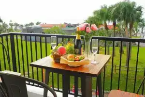 Ocean View Araha 203, Гинован