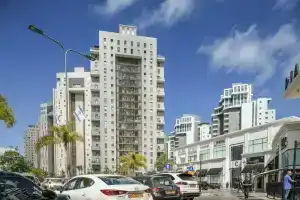 Stunning Modern Studio in Netanya, Нетания