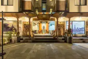 Hotel Kutumba, Патан