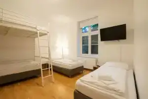Large City Center Apartment, Дюссельдорф