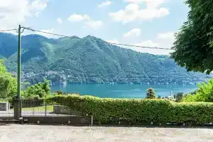 Cernobbio Lake View, Черноббио