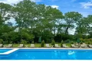 База отдыха «Кипарис»