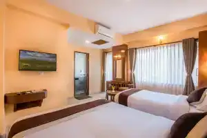 Hotel Lake Shore, Покхара