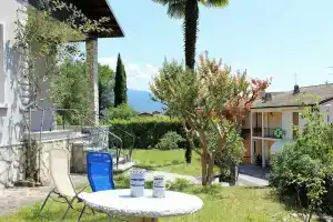 Casa Claretta, Тиньяле