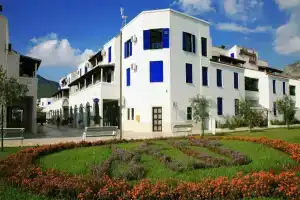 Hotel «Aleksandar», Будва