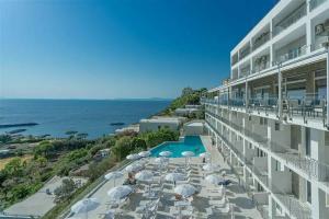 Hotel «Mary», Вико-Экуенсе