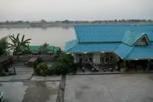 Samoar Riverside Hotel, Нонгкхай