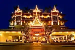 Rayaburi Hotel, Patong, Патонг