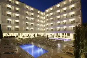 Hotel «Ilusion Calma & Spa», Кан Пастилья