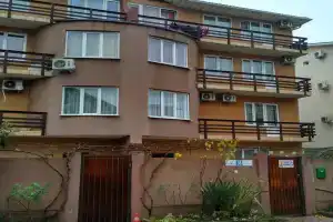 Гостиница «Парус», Адлер