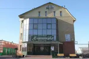 Гостиница «Постоялый двор», Татарск