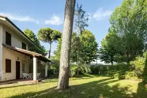 Vittoria Apartments, Форте-дей-Марми