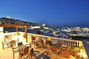Aigli Hotel Syros, Эрмуполис