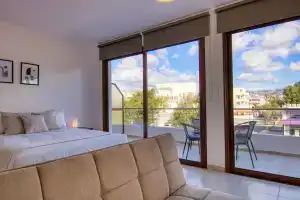 Phaedrus Living City Flat Palas 103, Пафос