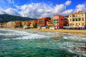 Attico Bellavista Mare sea view, Алассио
