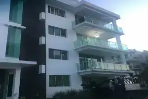 IV Verdana Rental, Сантьяго