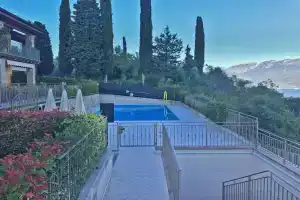 Belvedere Apartment with Garden, Тосколано-Мадерно