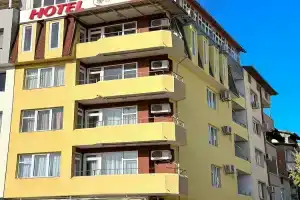 Dezudava Hotel, Сандански
