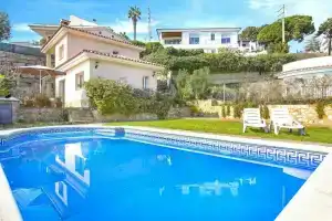 Villa Lina, Льорет де Мар