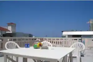 Guest House Base Okinawa, Наха