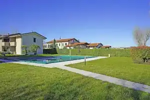 Il Porticciolo P1-12, Сирмионе