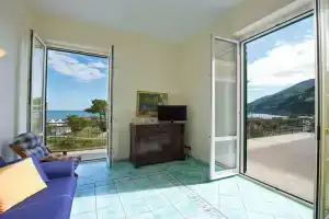 Appartamento a Vietri sul Mare Id 3048, Виетри-суль-Маре