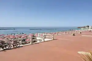 Baia di Luna, Санта-Маринелла