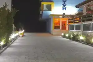 Hotel Neptun, Лозенец